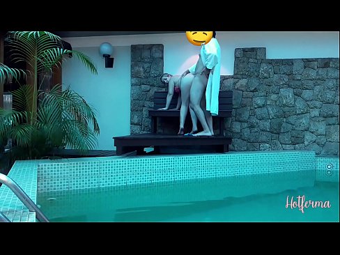 ❤️ Chefen bjuder in tjänsteflickan till poolen, men kunde inte motstå en het ️❌  Sex at sv.xxxbunker.ru ❌️